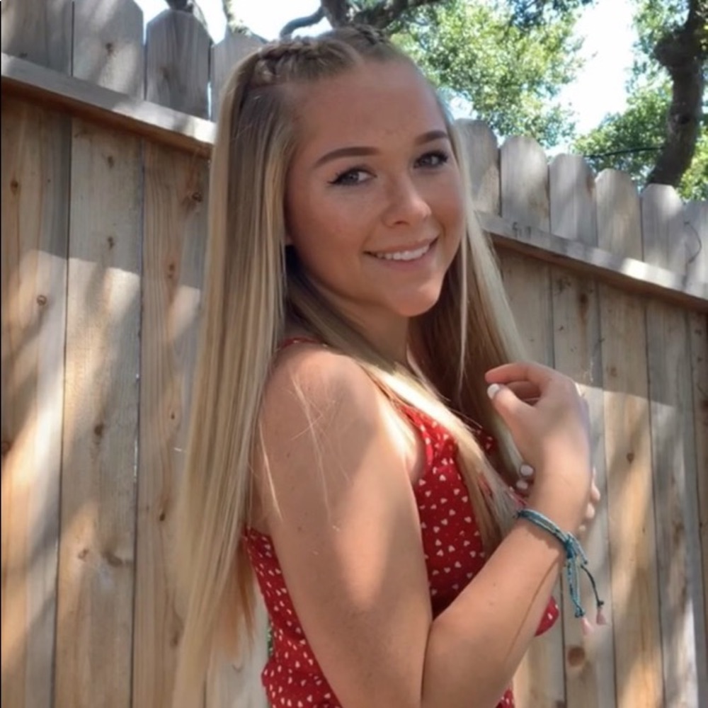 Meet your Posher, Karly